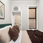 Eclectic Manhattan Apartment In Trendy Nolita